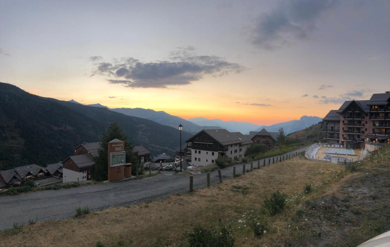 Apartment Escapade Cosy Vu Montagne Pres Des Pistes 1800 Wifi - 6 Personnes